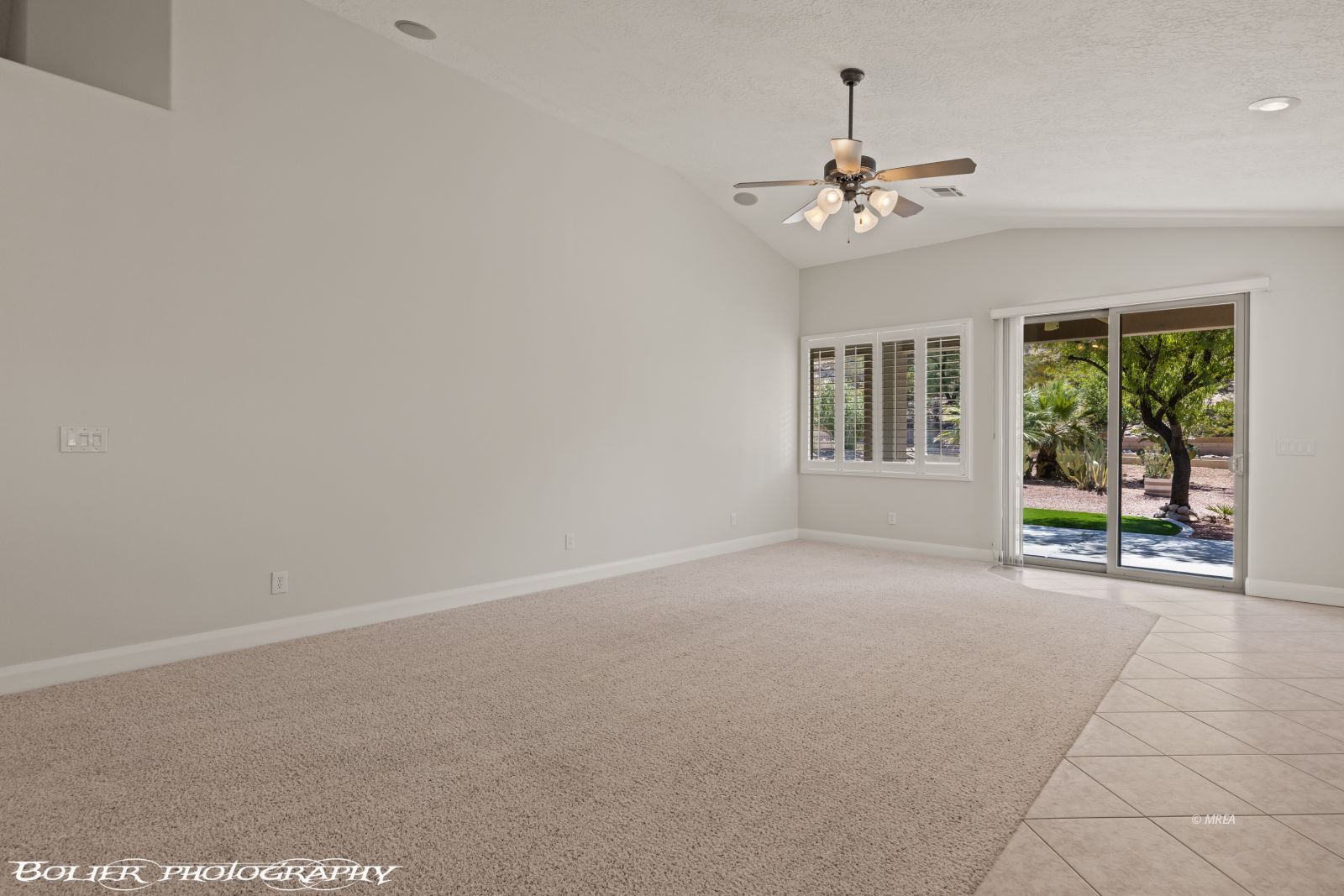 526  Highland View Ct