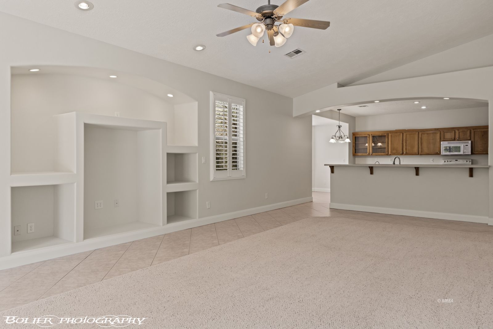 526  Highland View Ct