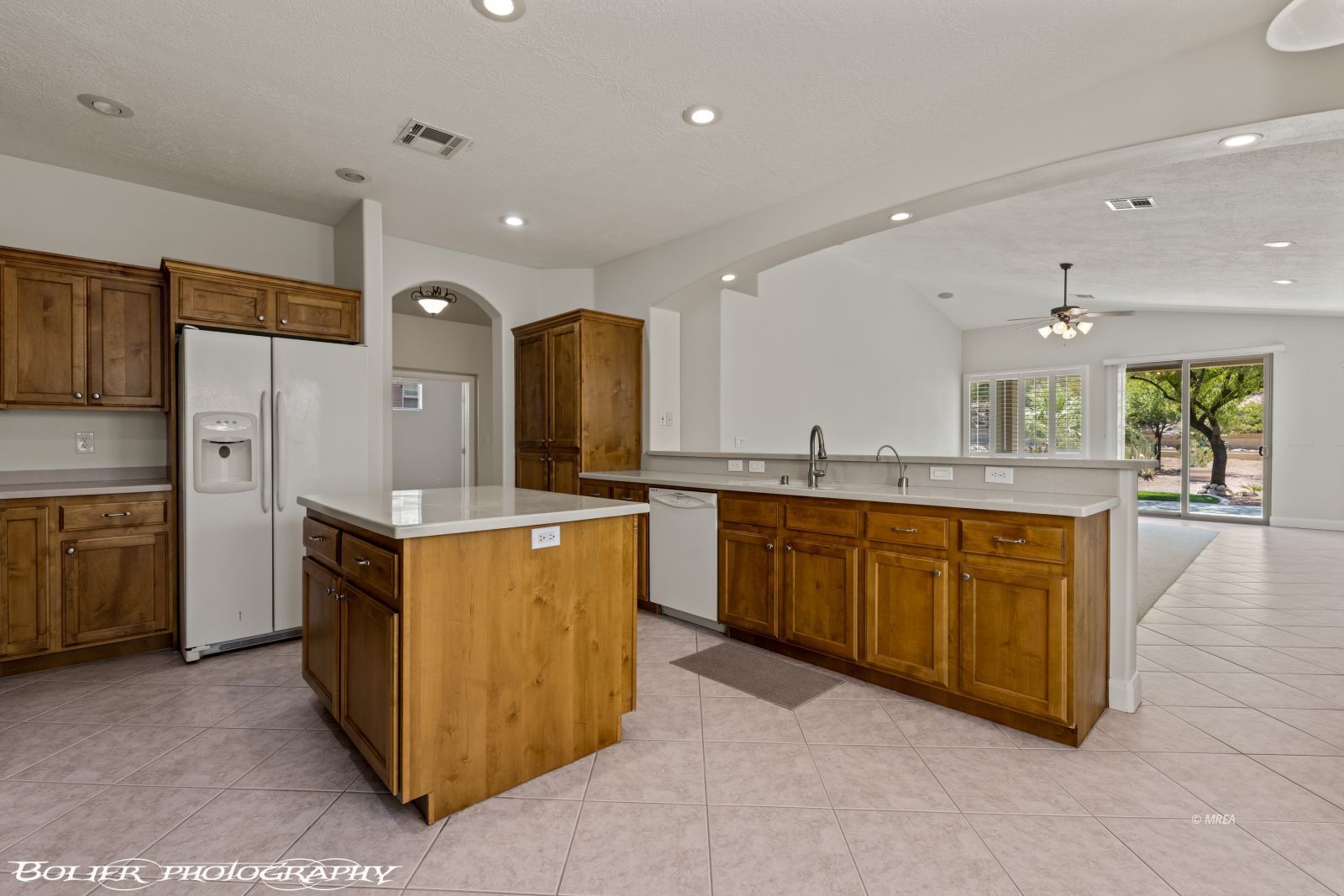 526  Highland View Ct