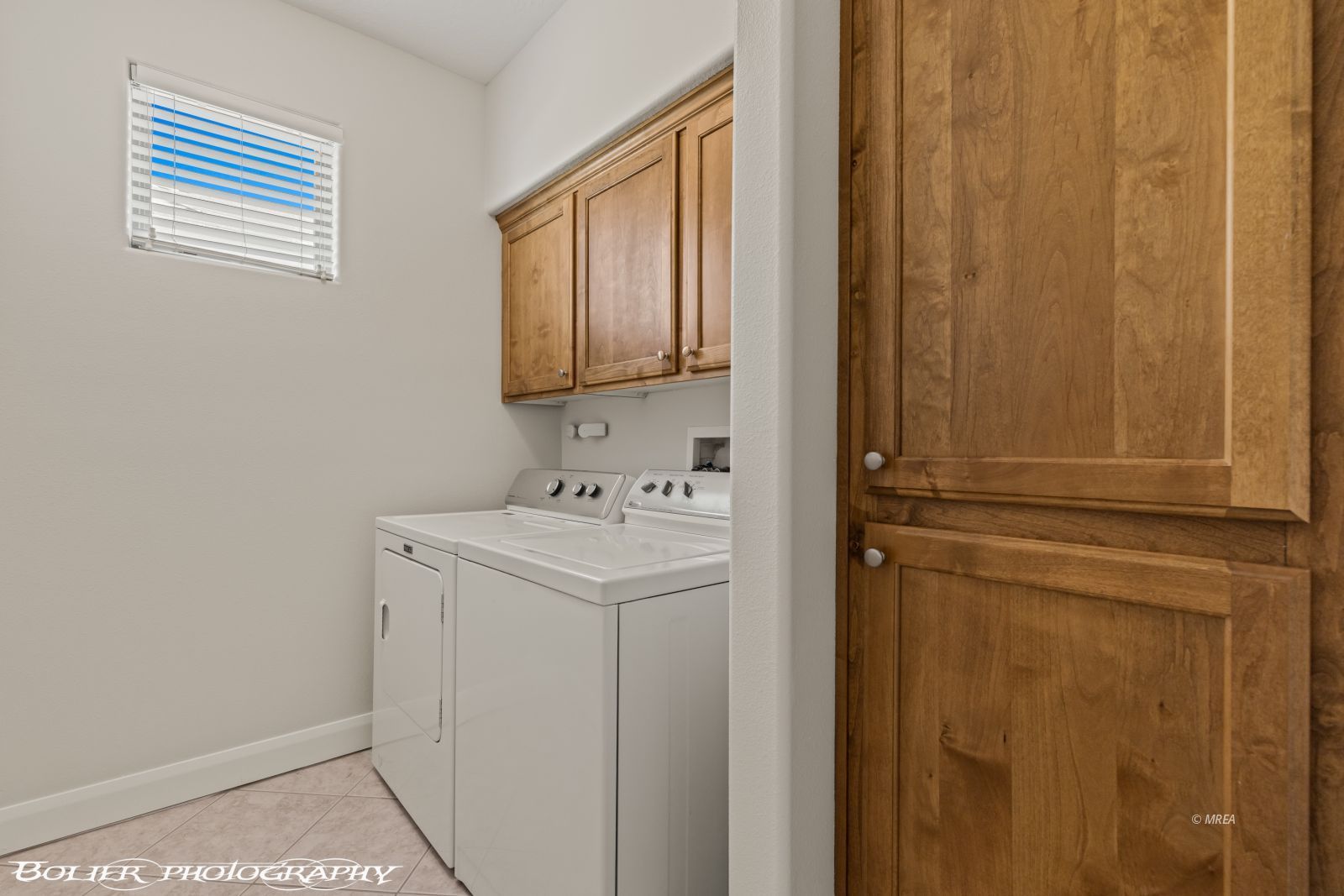 526  Highland View Ct