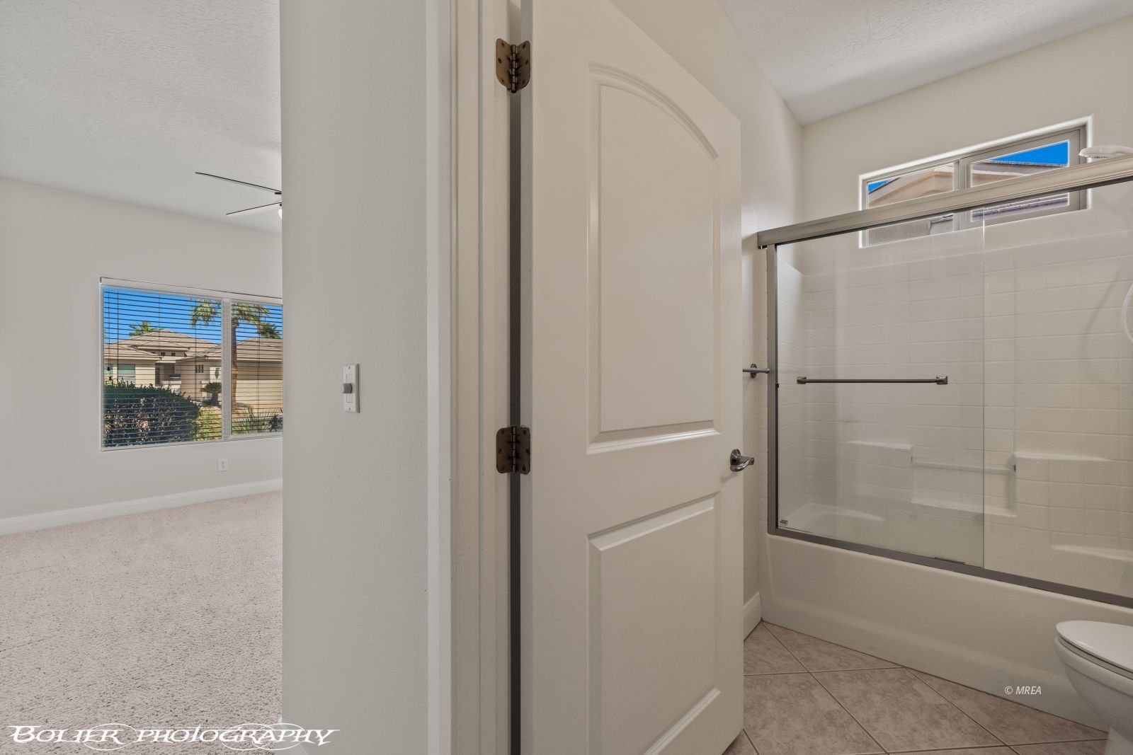 526  Highland View Ct