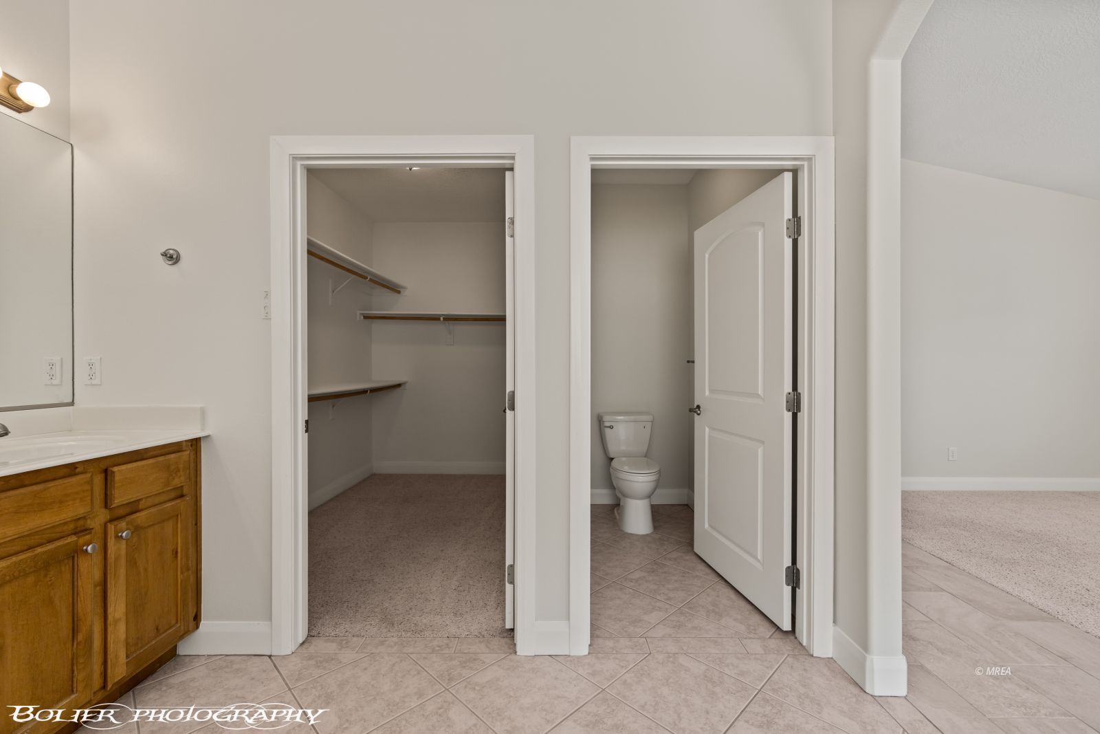 526  Highland View Ct