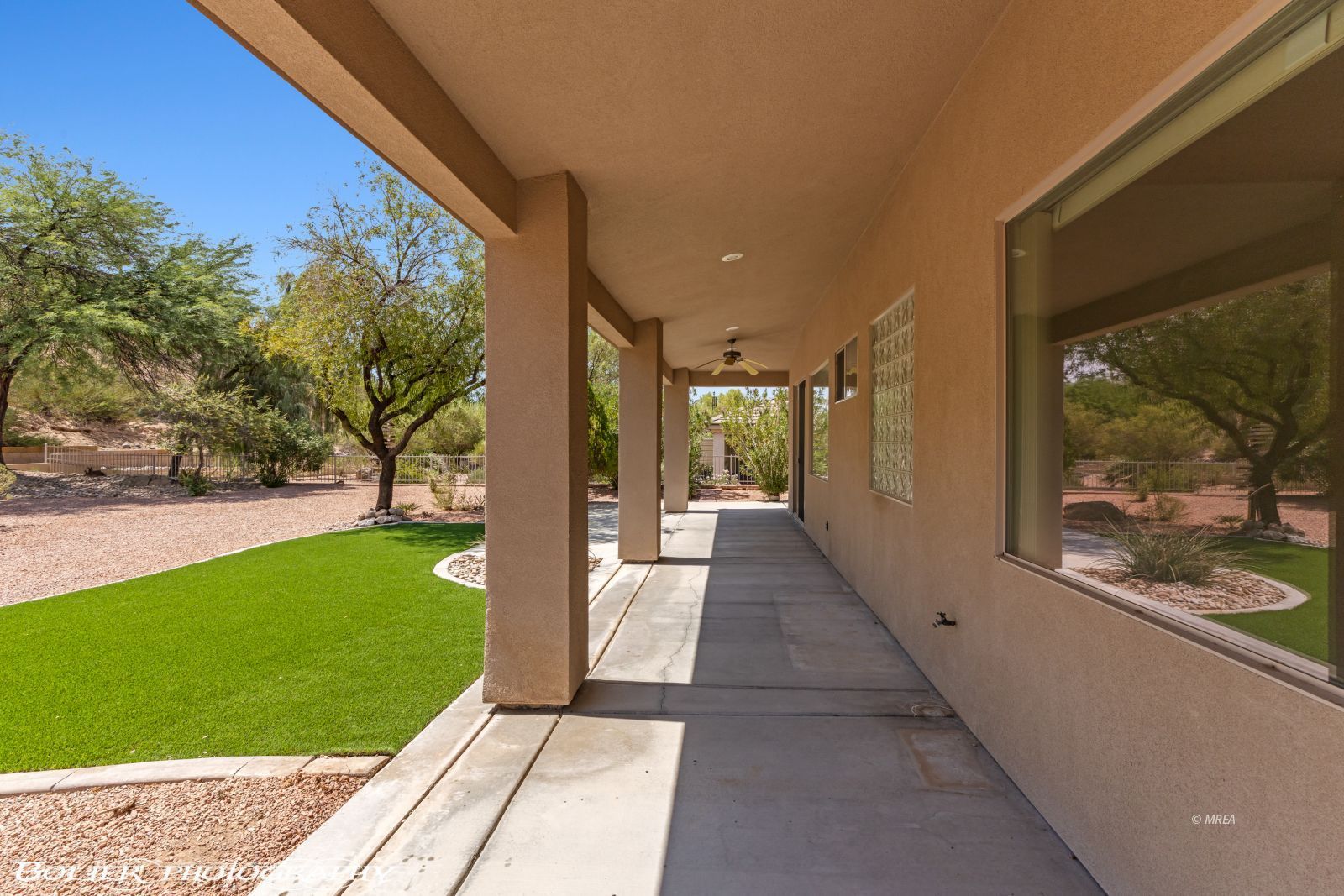 526  Highland View Ct