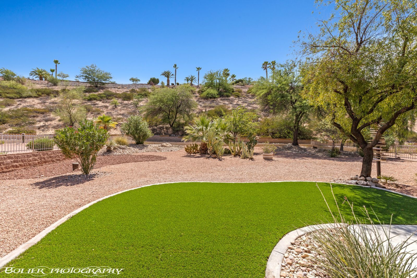 526  Highland View Ct