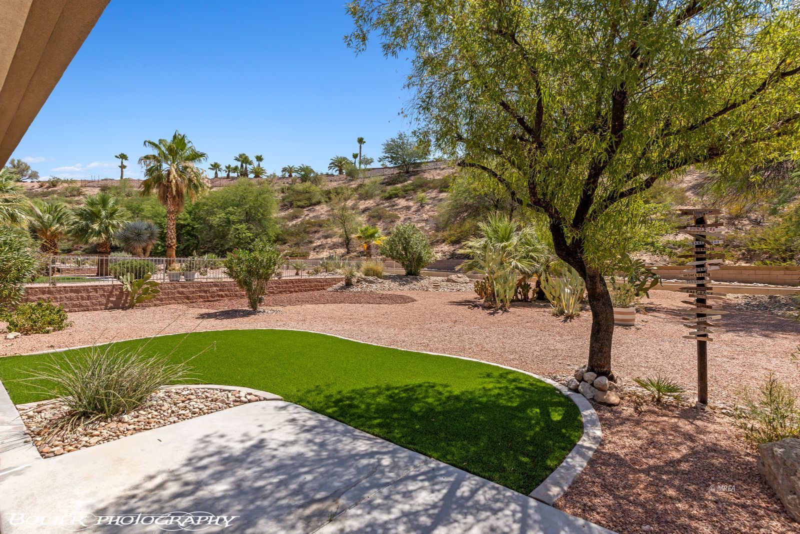 526  Highland View Ct