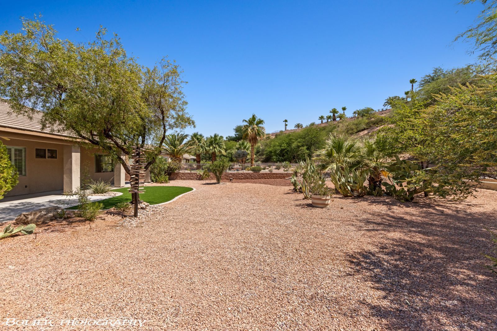 526  Highland View Ct