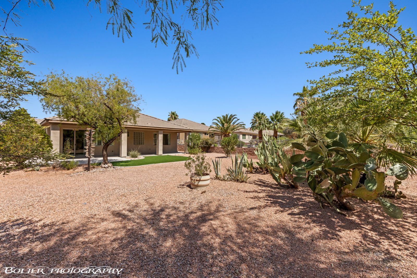 526  Highland View Ct