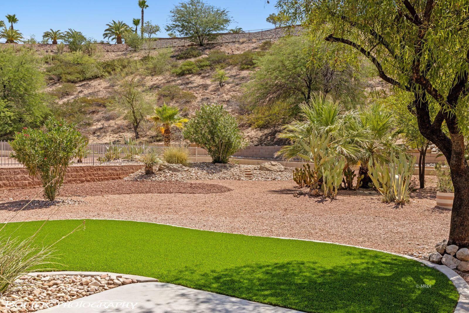 526  Highland View Ct