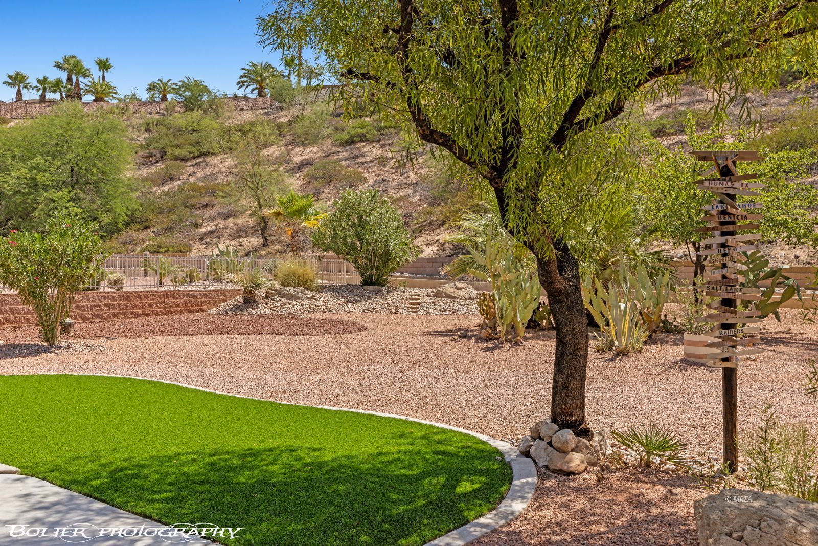 526  Highland View Ct