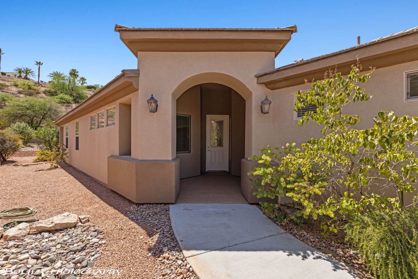 526  Highland View Ct