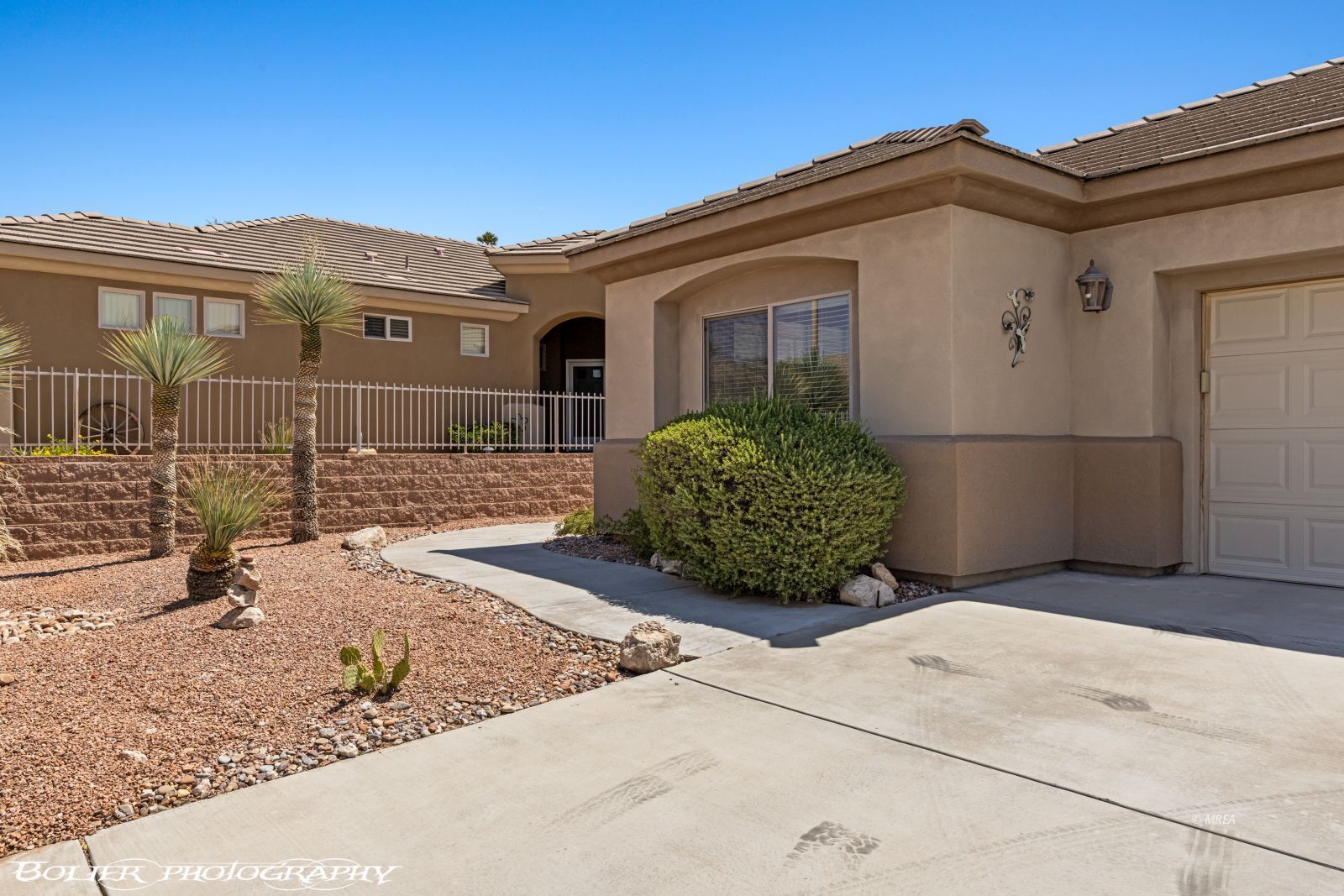 526  Highland View Ct