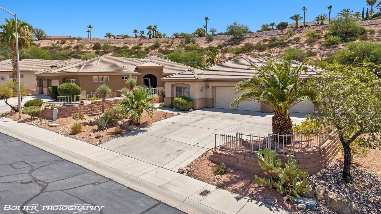 526  Highland View Ct