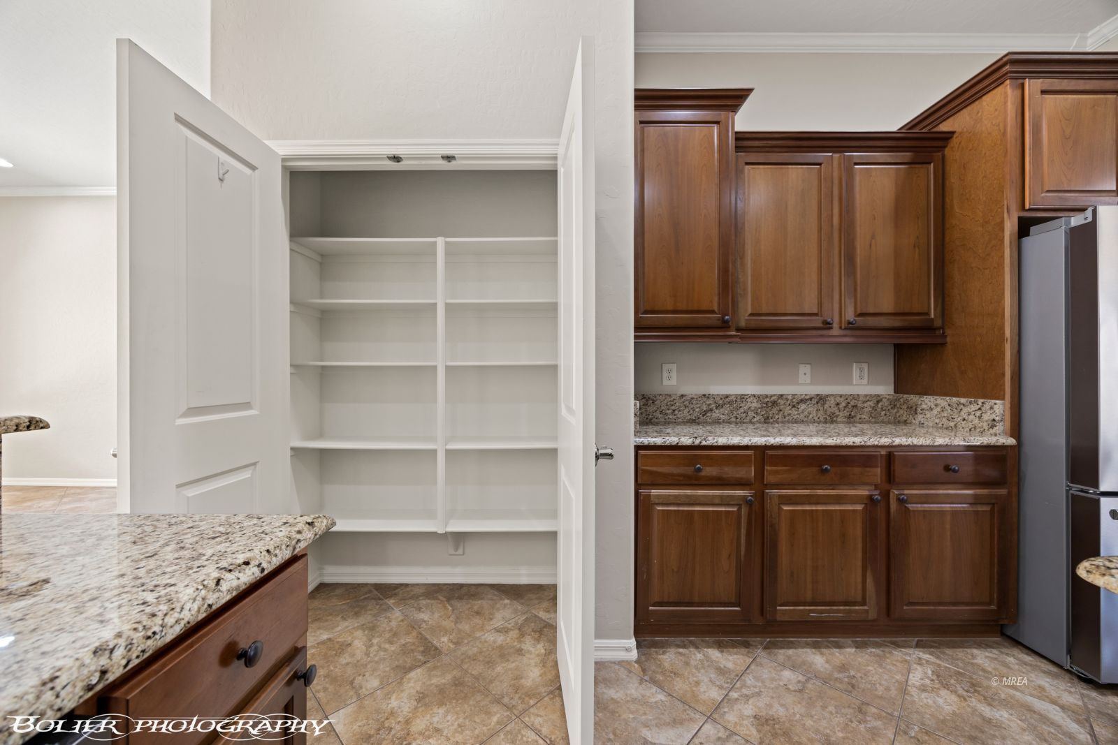 1068  Starlight Terrace Way