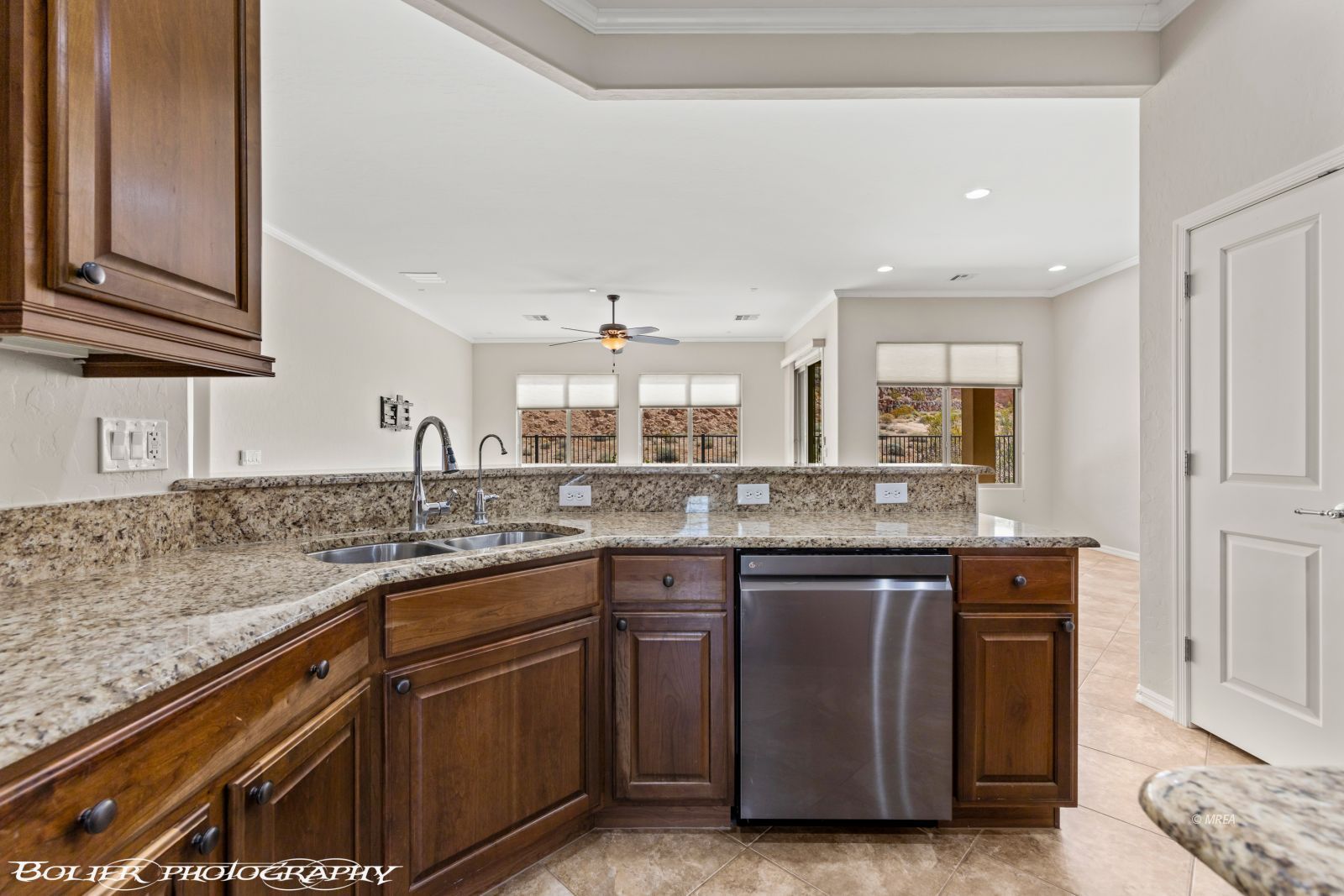 1068  Starlight Terrace Way