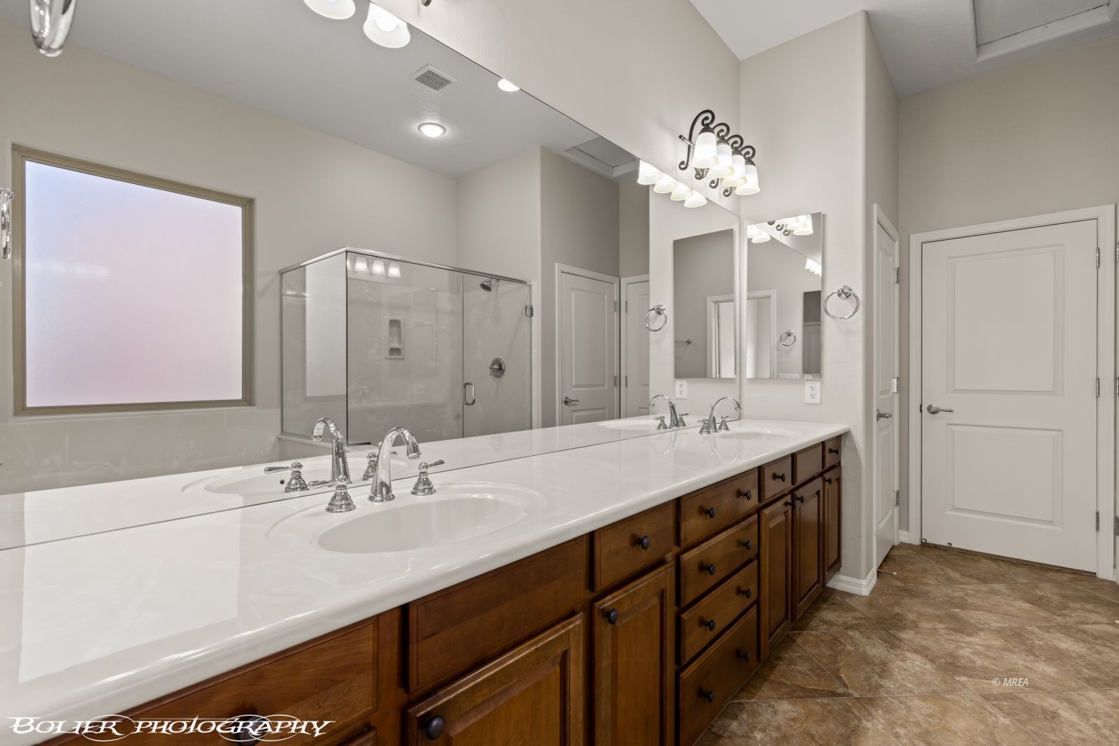 1068  Starlight Terrace Way