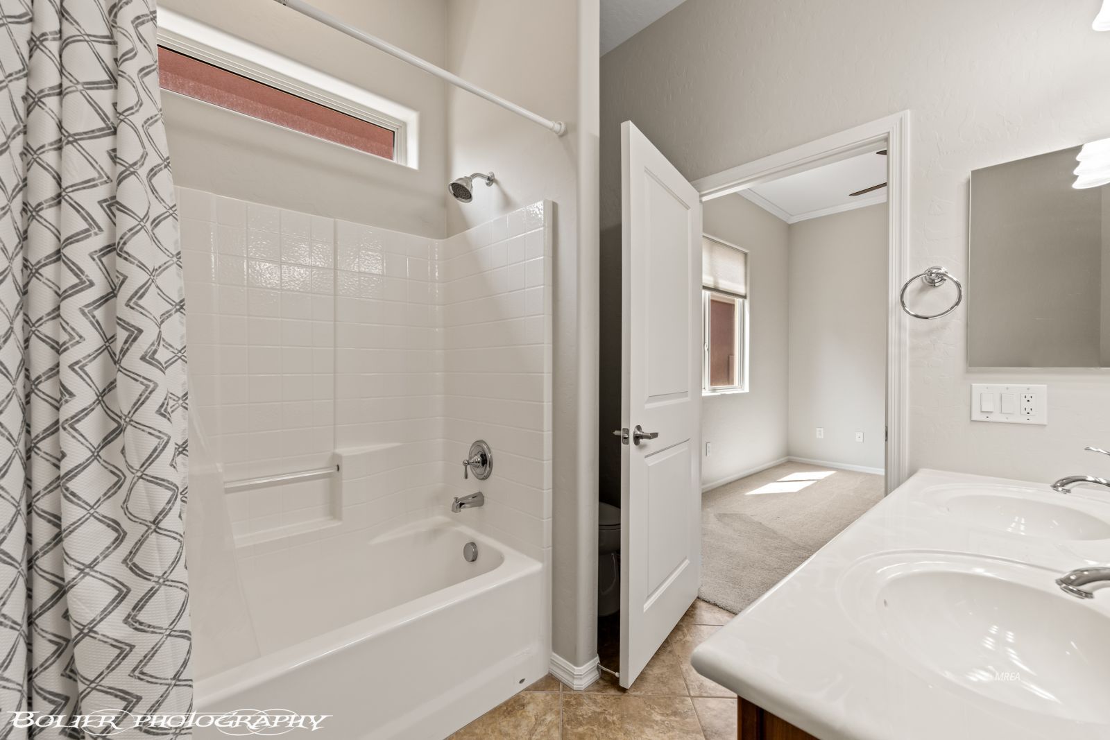 1068  Starlight Terrace Way