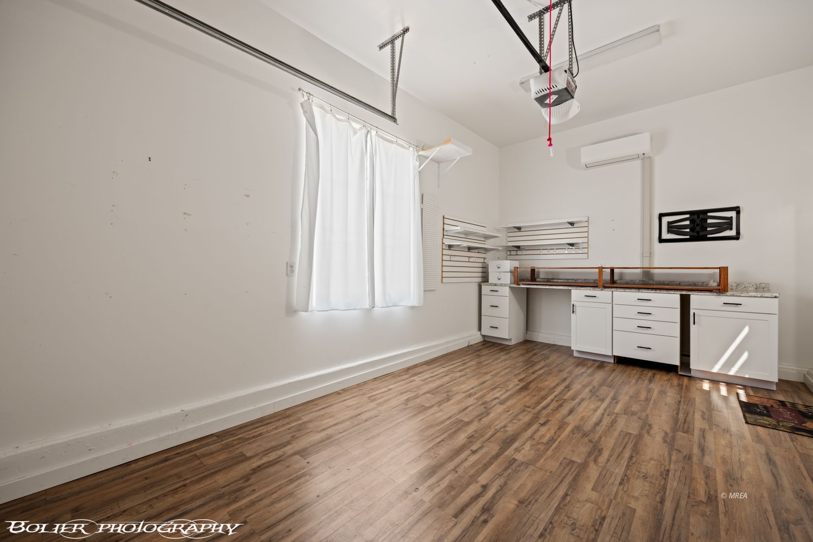 1068  Starlight Terrace Way