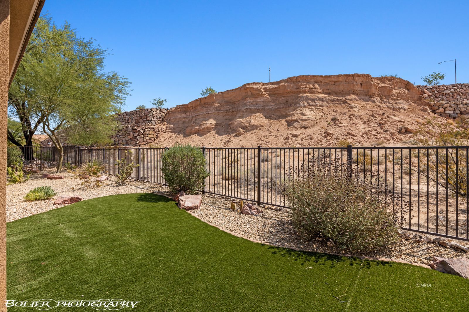 1068  Starlight Terrace Way