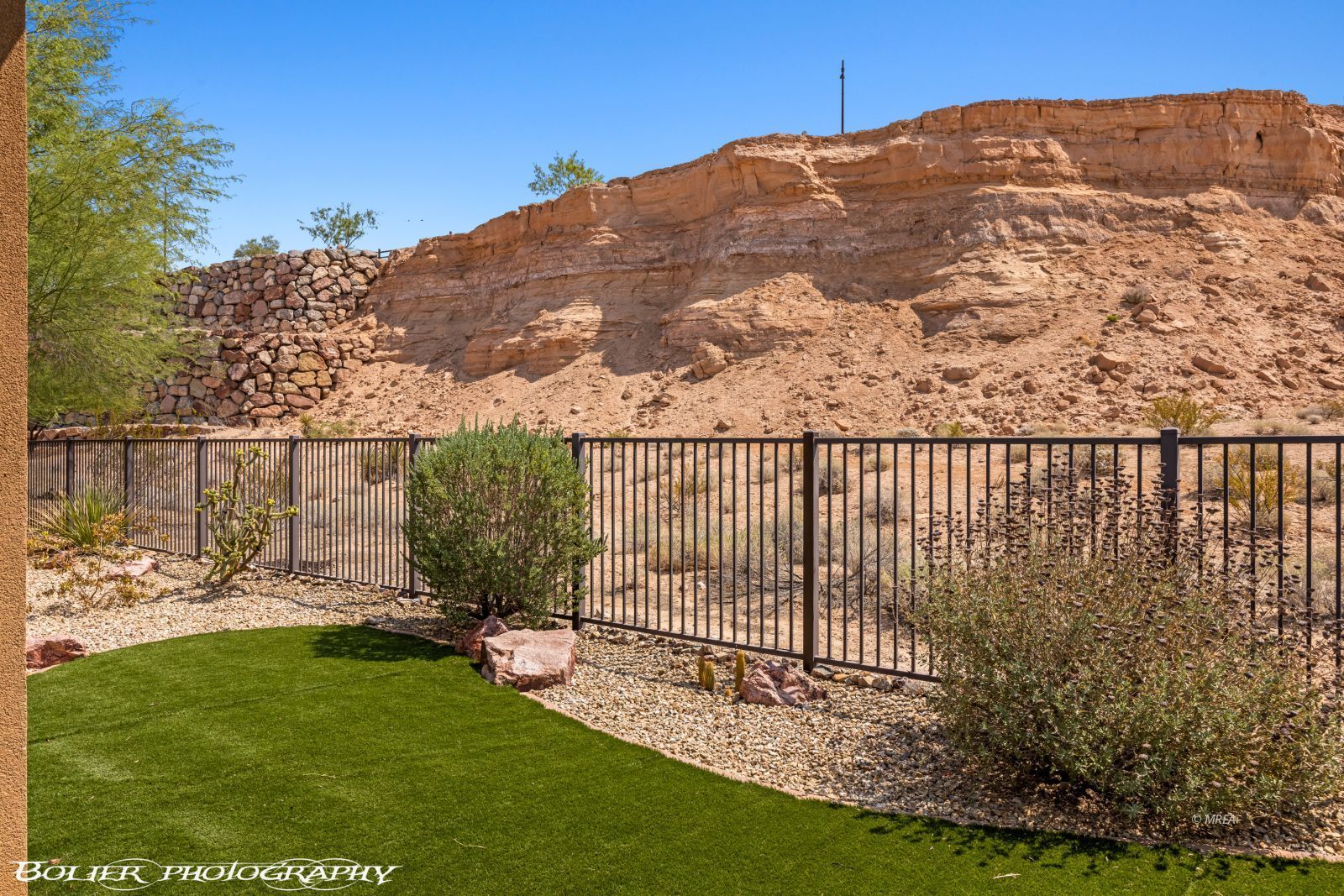 1068  Starlight Terrace Way