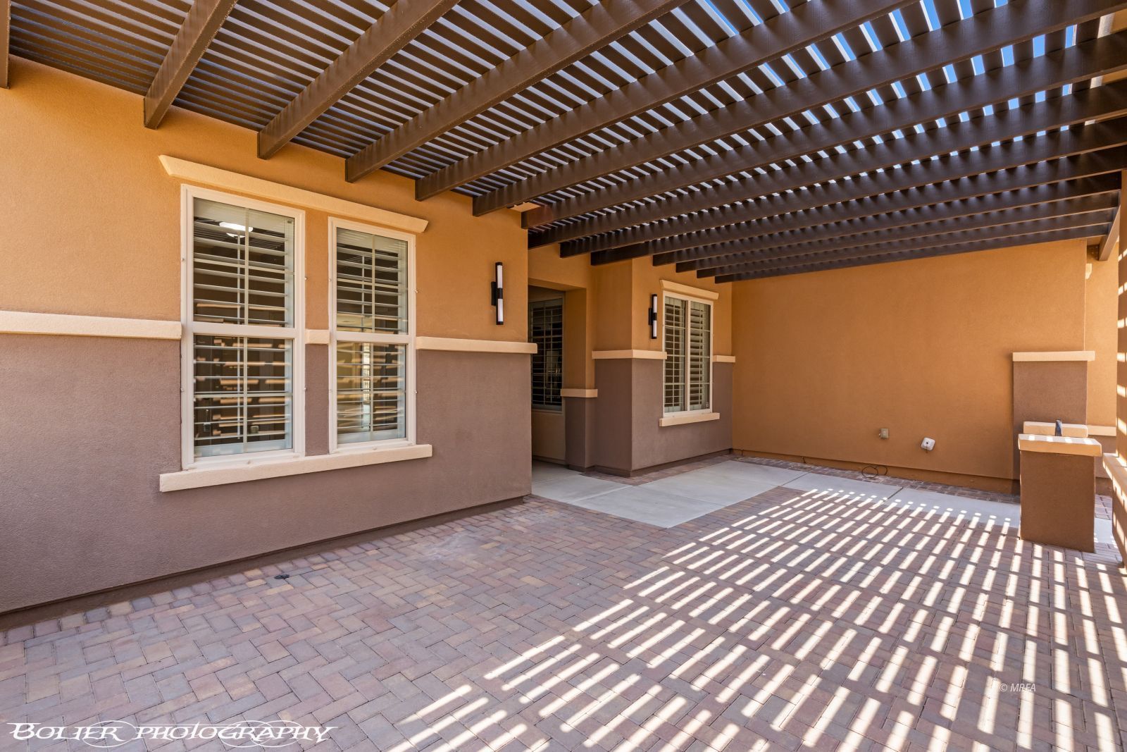 1068  Starlight Terrace Way