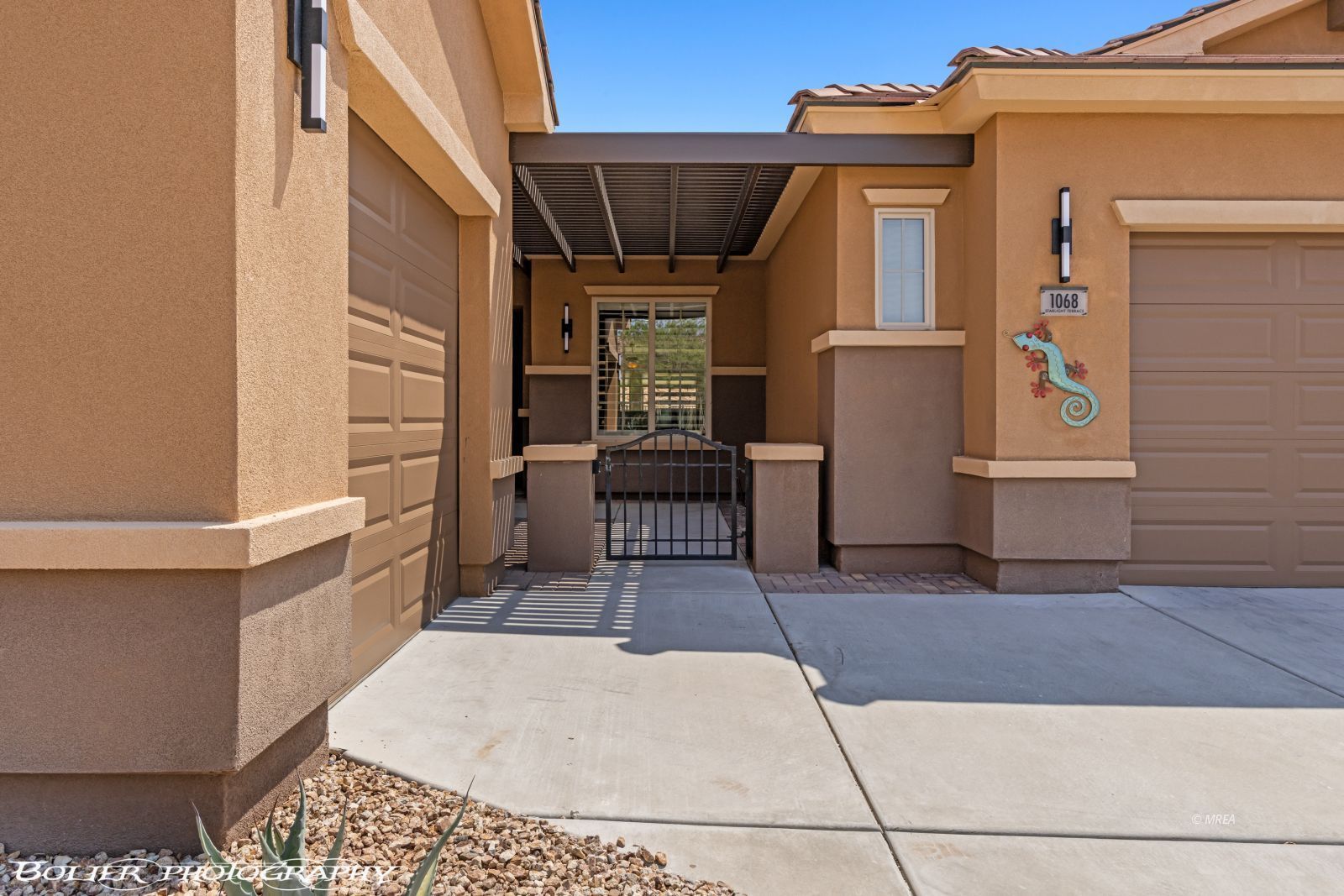 1068  Starlight Terrace Way