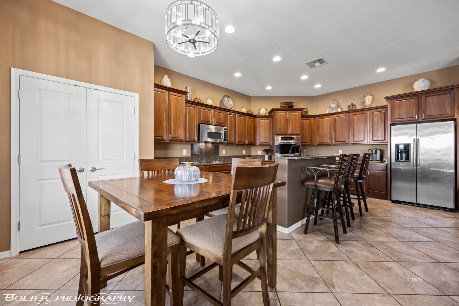 1540  Sandstone Bluffs VW 