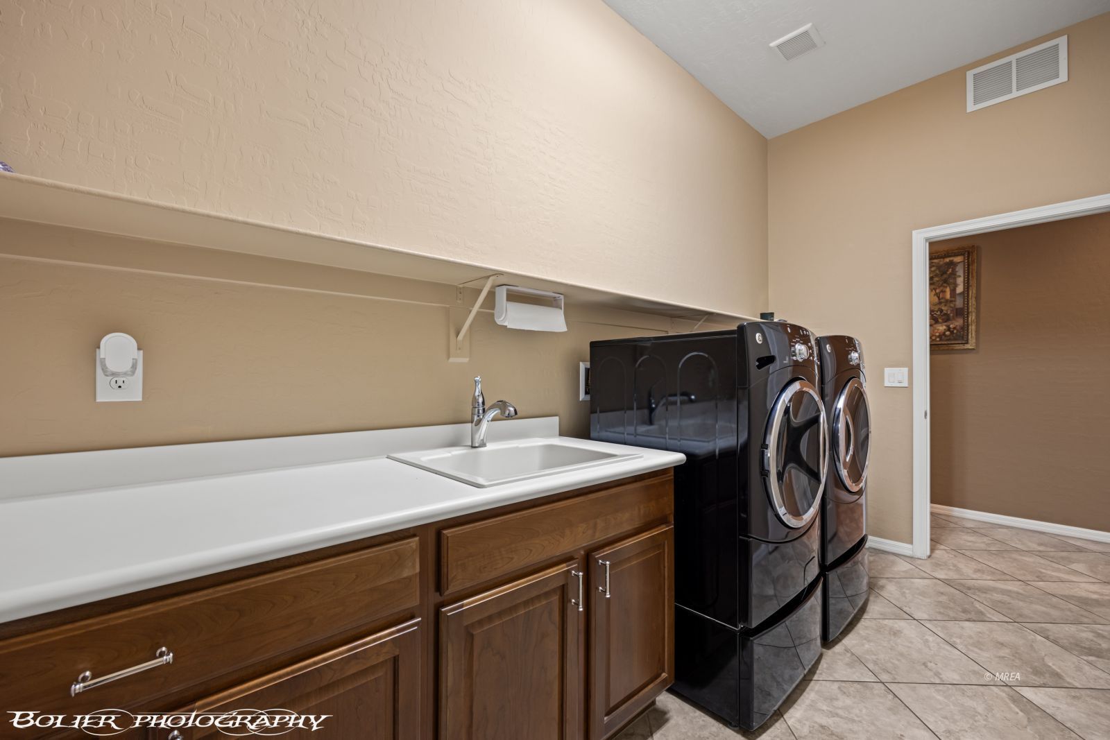 1540  Sandstone Bluffs VW 