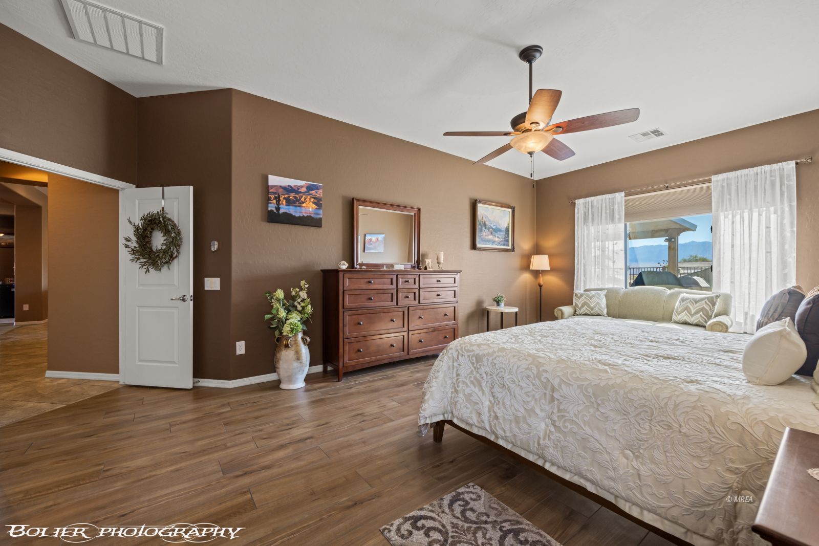 1540  Sandstone Bluffs VW 