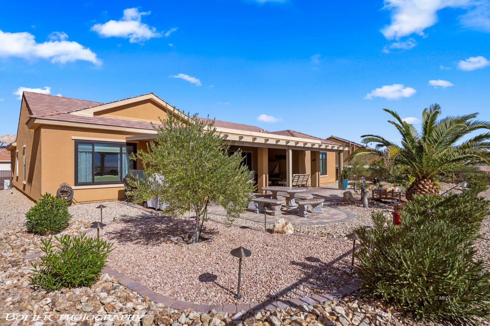 1540  Sandstone Bluffs VW 