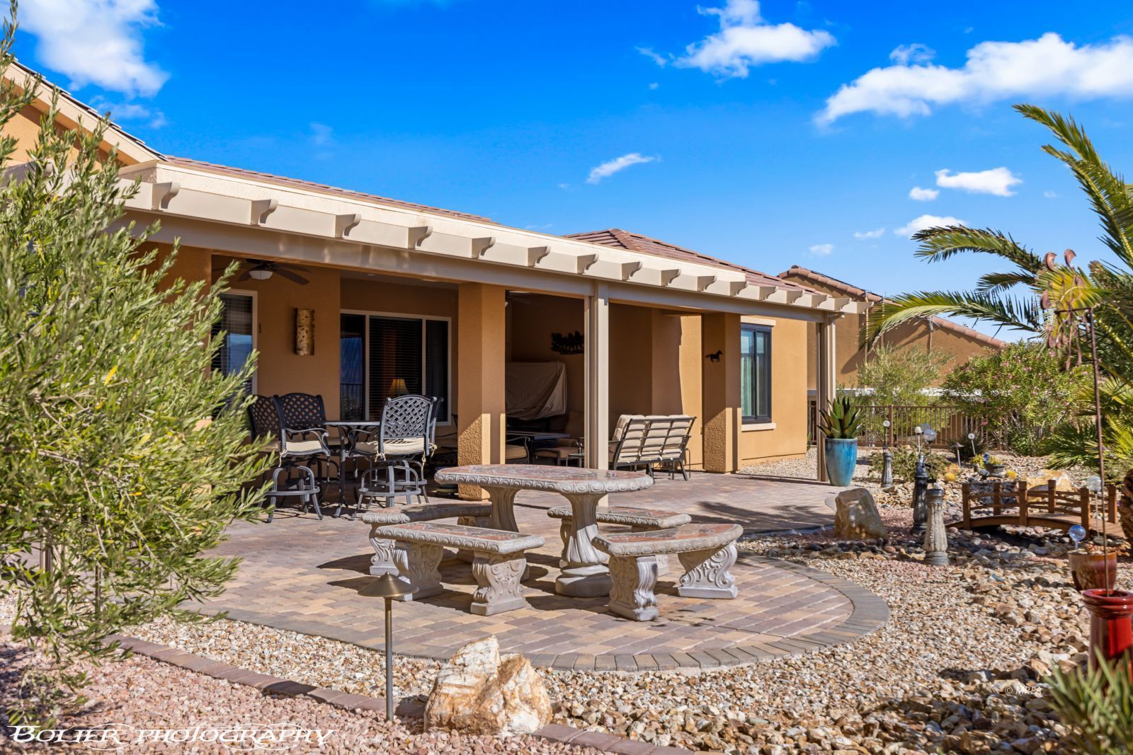 1540  Sandstone Bluffs VW 