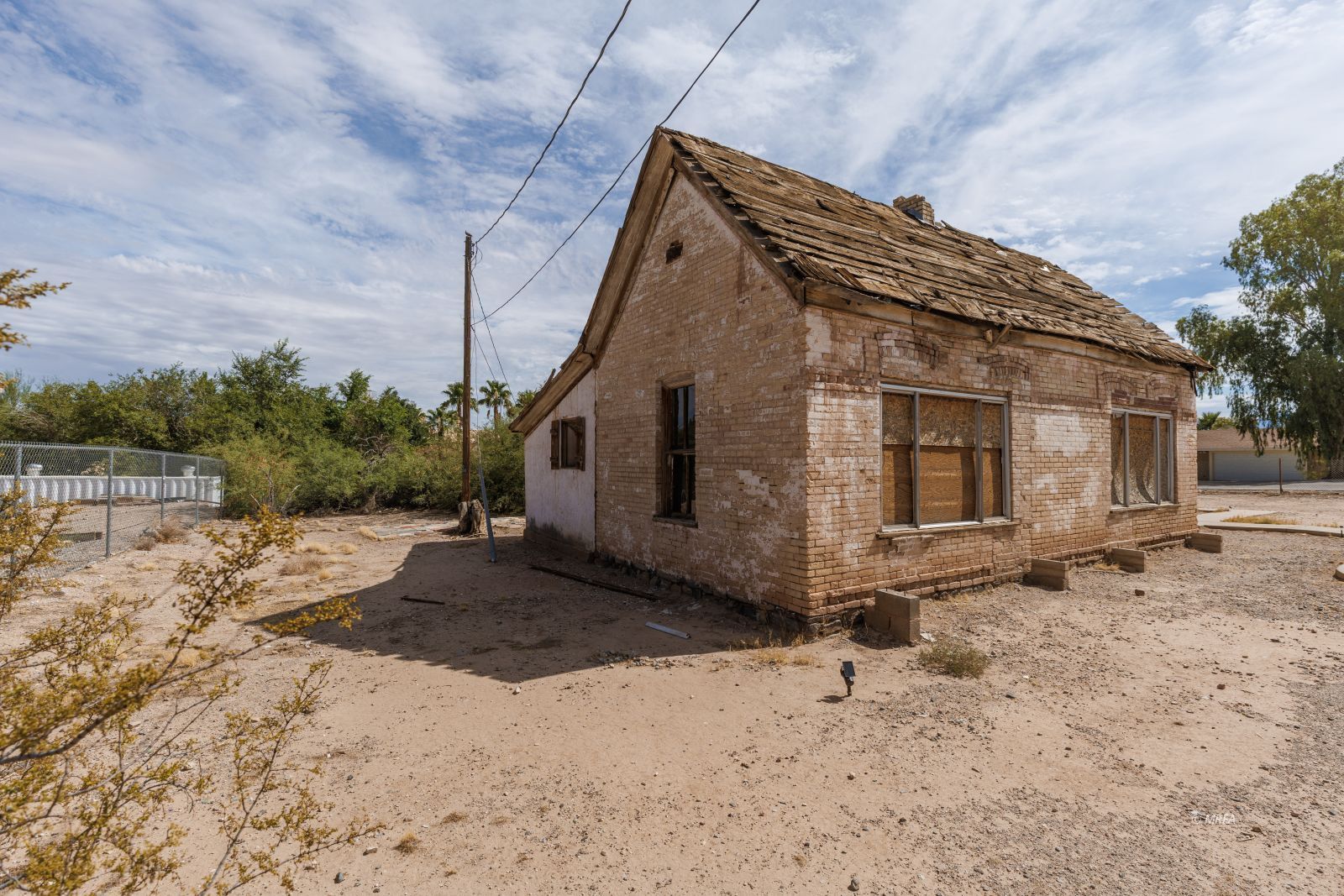 474 E First South St