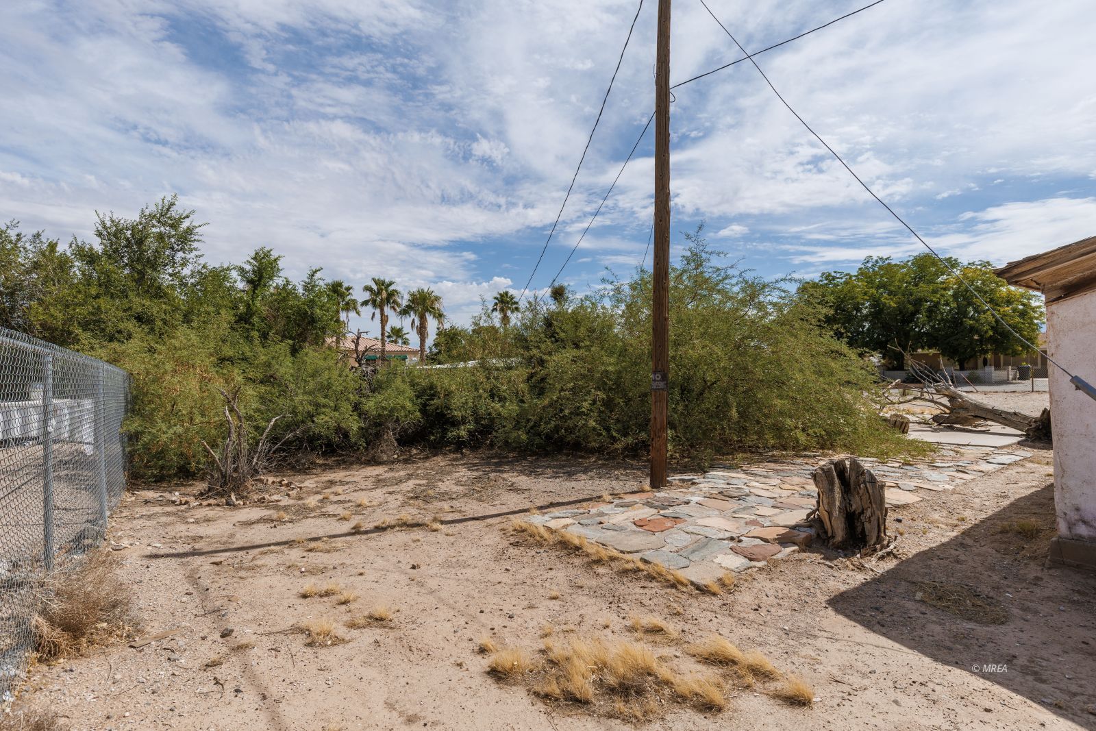 474 E First South St