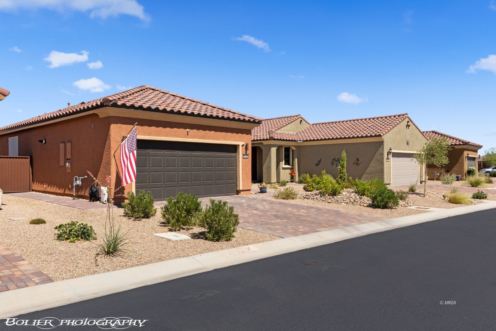 1135  Crestline Lane 