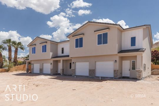 720  4,Mesquite NV 89027