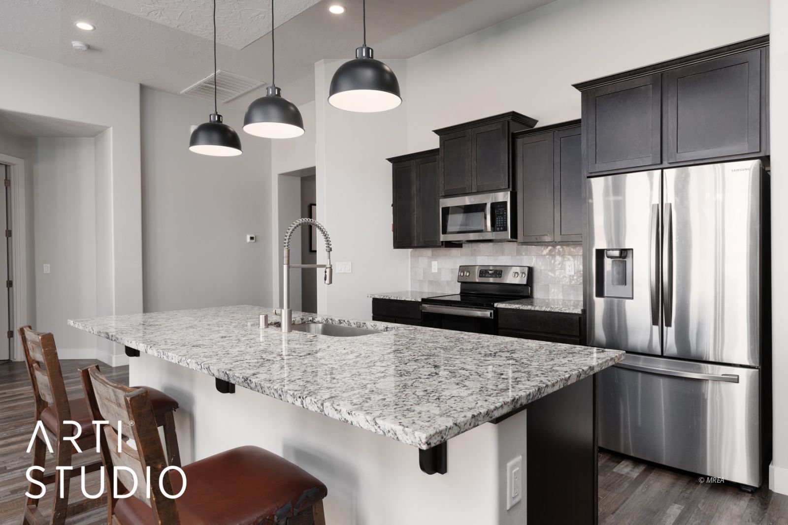 1407  Stonewall Bend 