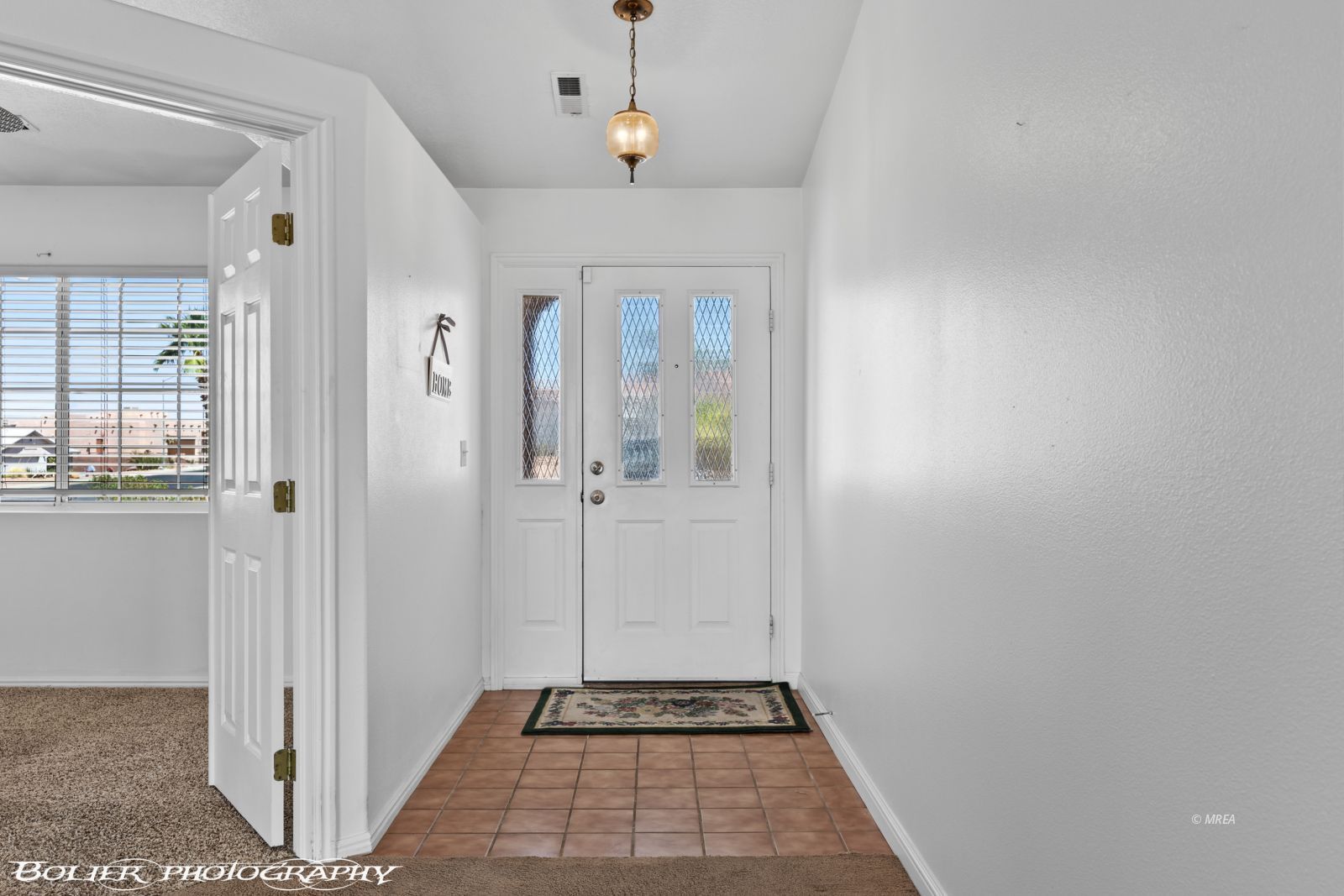 484  Valley View Cir