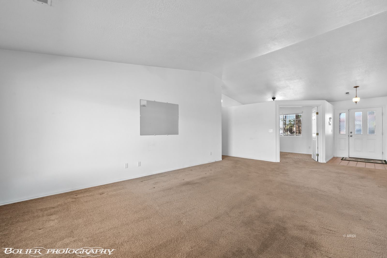 484  Valley View Cir