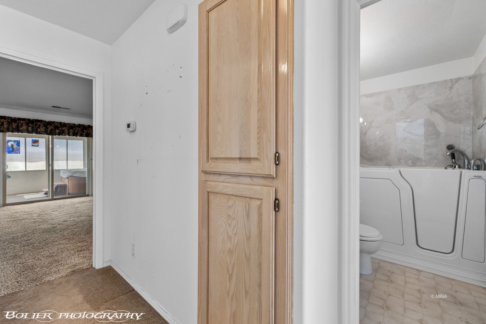 484  Valley View Cir