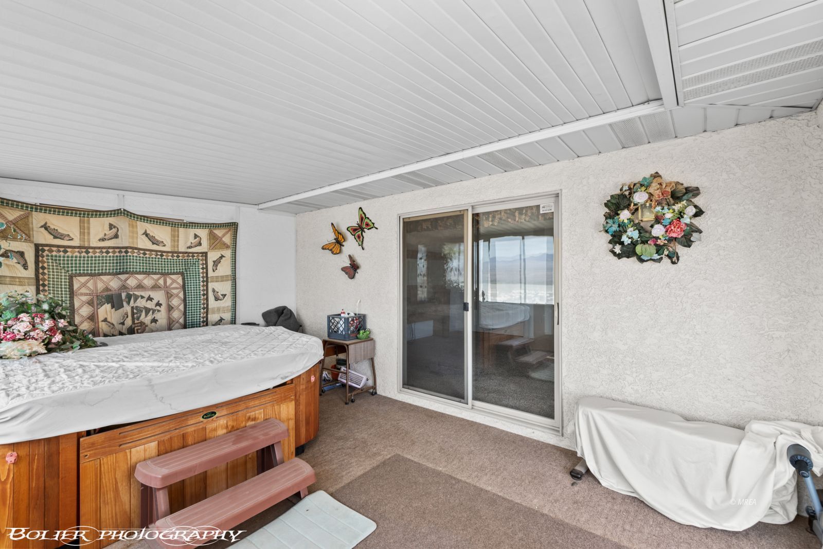 484  Valley View Cir