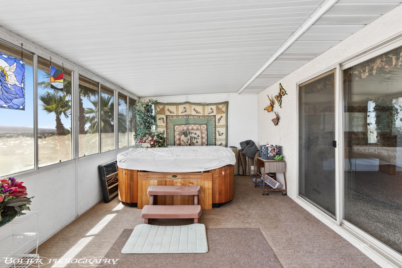 484  Valley View Cir