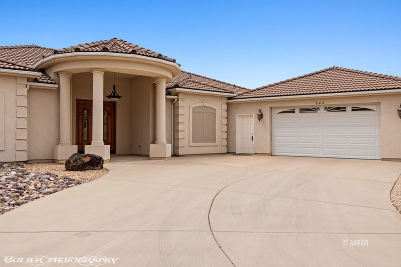 624  Palos Verdes Dr