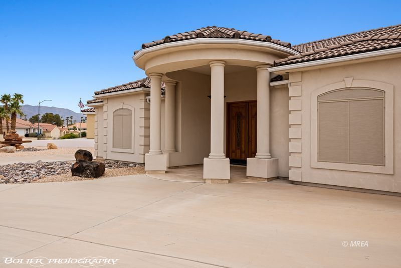 624  Palos Verdes Dr