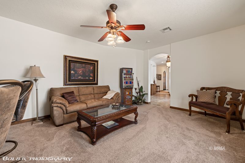 624  Palos Verdes Dr