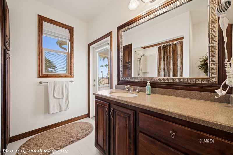 624  Palos Verdes Dr