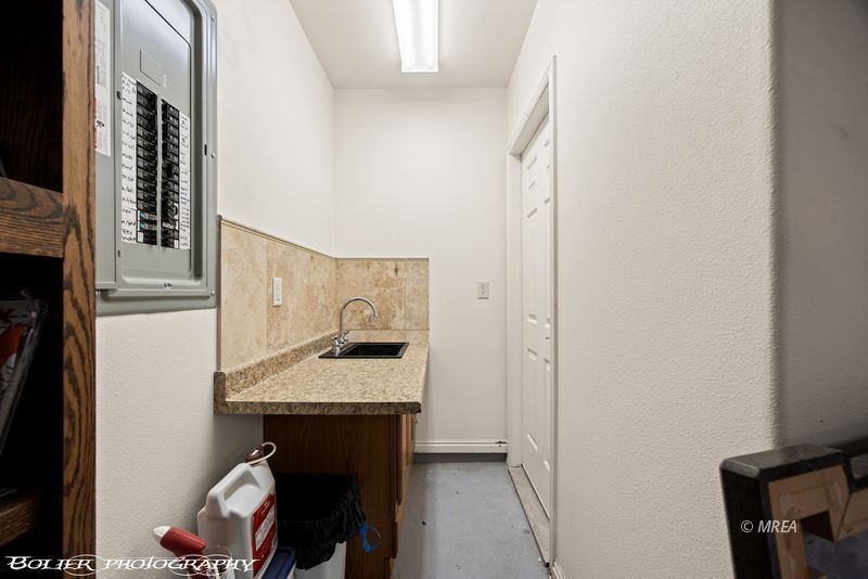 624  Palos Verdes Dr