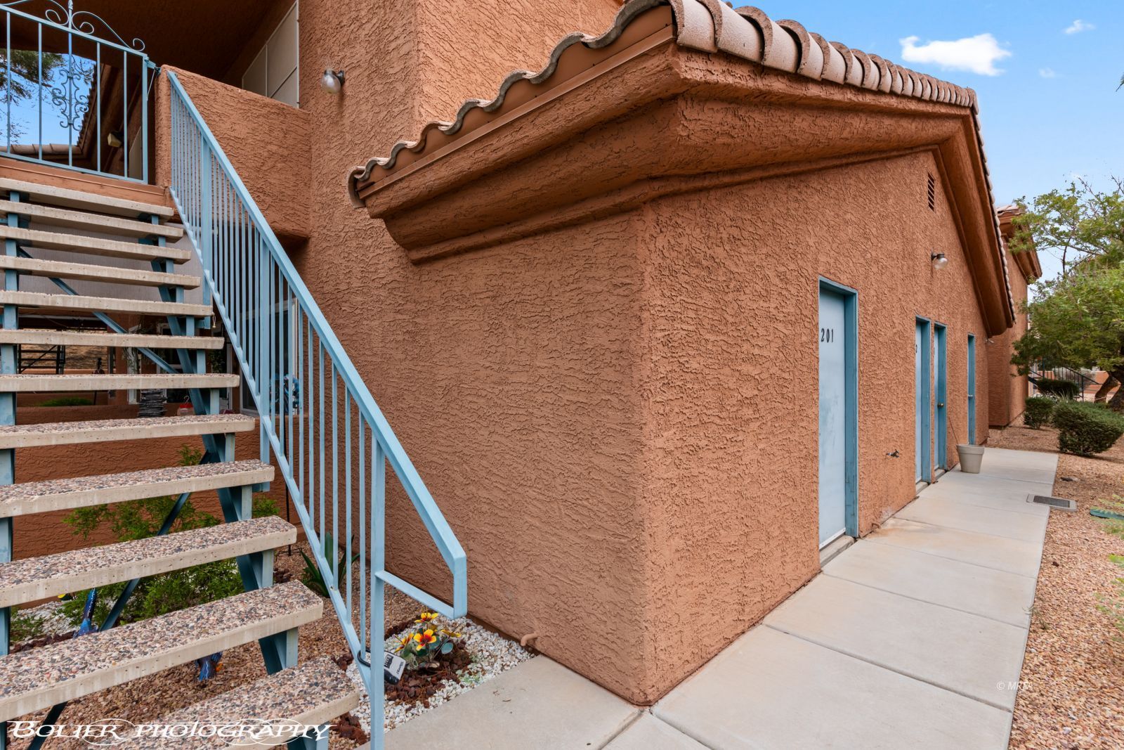 978  Mesquite Springs Dr #201