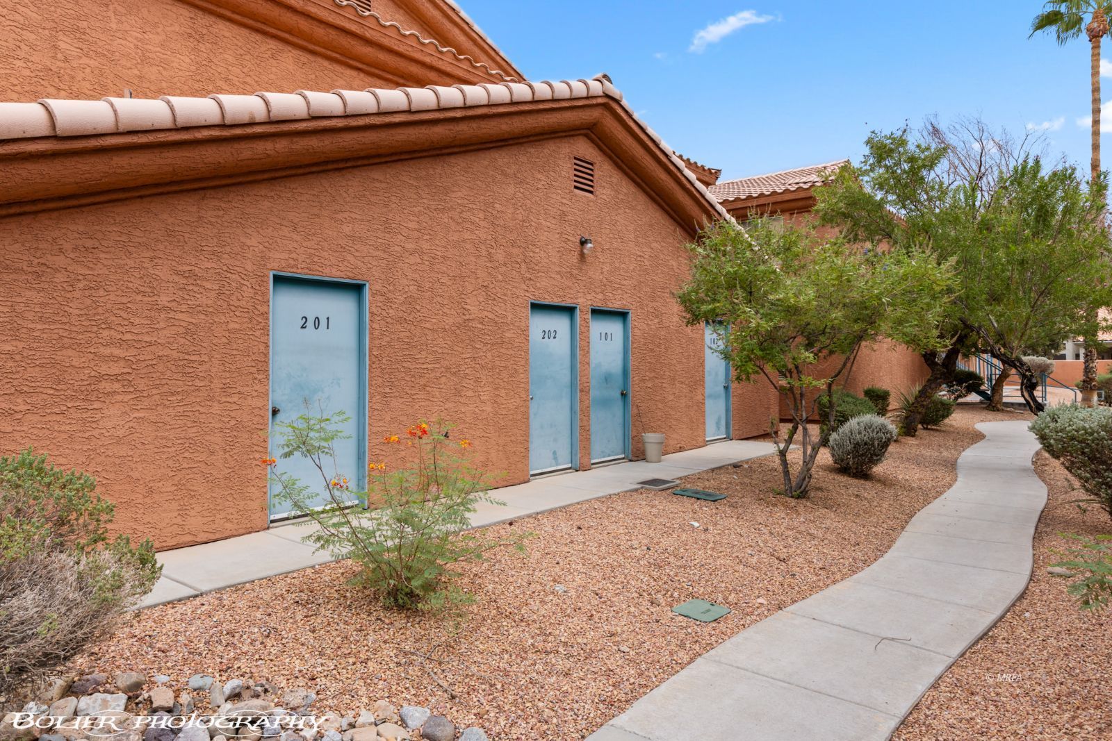 978  Mesquite Springs Dr #201