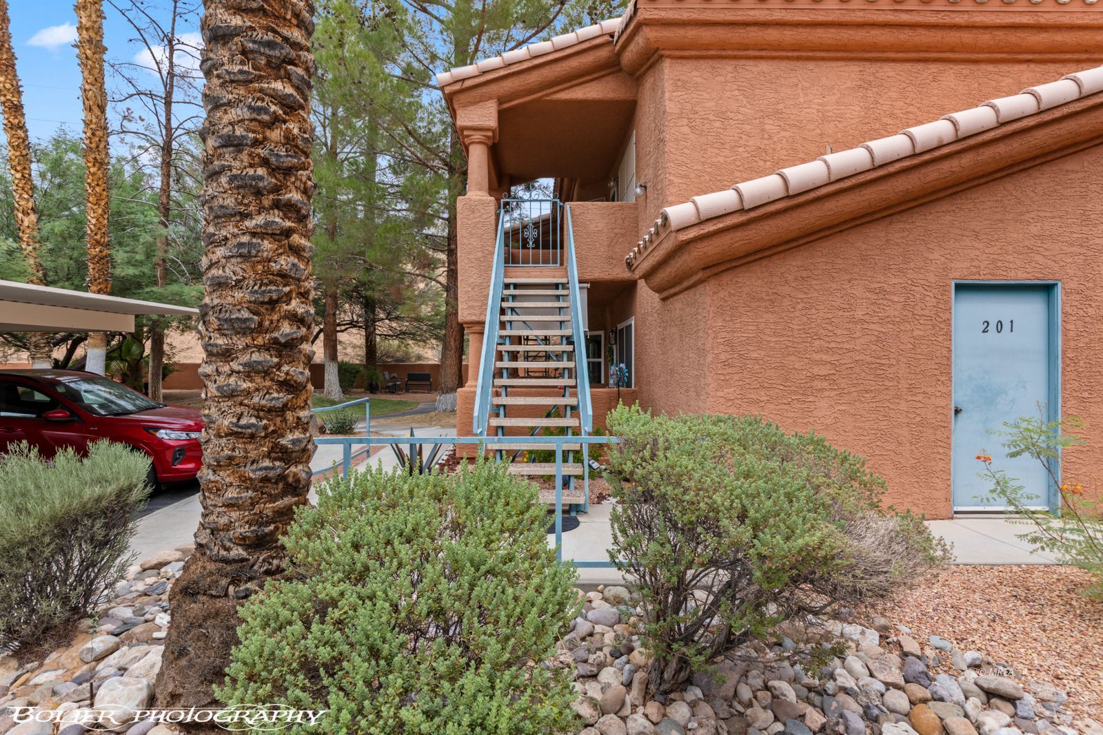 978  Mesquite Springs Dr #201