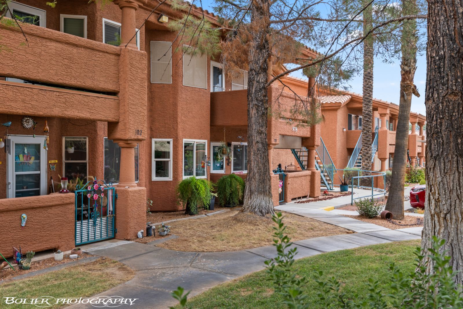 978  Mesquite Springs Dr #201