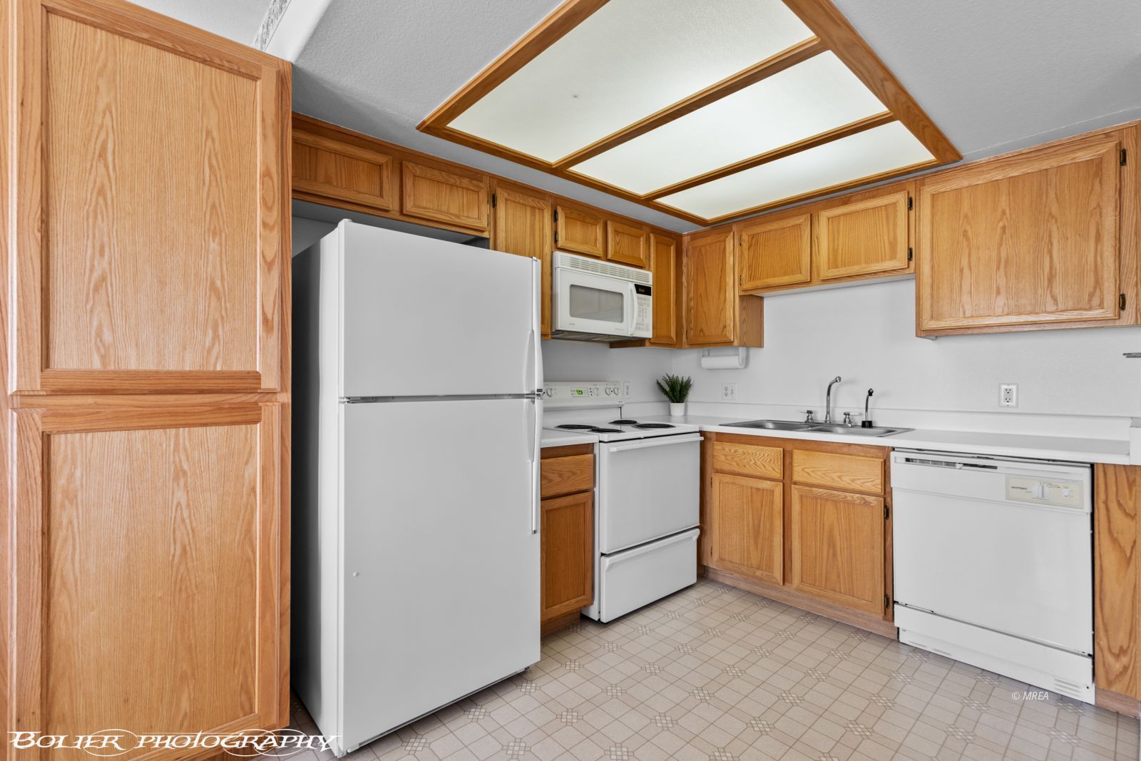 978  Mesquite Springs Dr #201